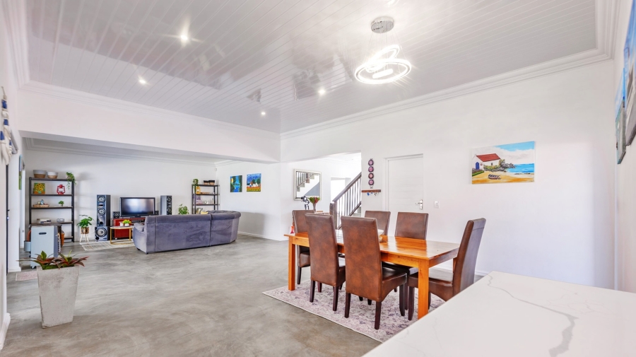 3 Bedroom Property for Sale in Agulhas Western Cape